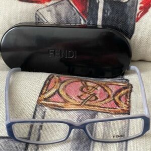 💙FENDI NEW IN CASE GLASSES🩵Blue🩵💯 Authentic